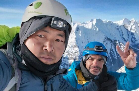 Everest Base Camp Via Island Peak Climb